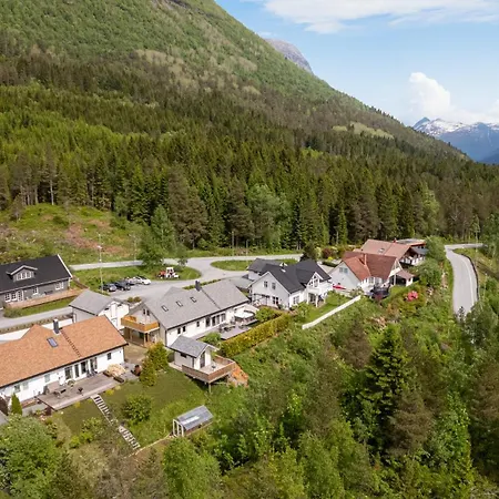 Appartamento Hus I Med Utsikt *